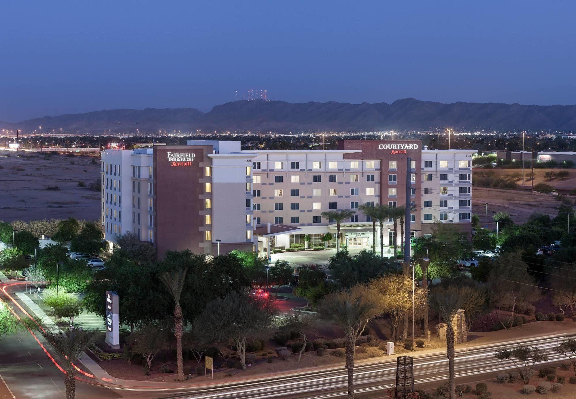 Fairfield And Phoenix Fashion Center 3*