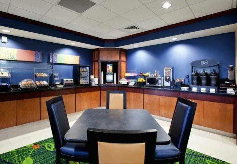Fairfield And Phoenix Fashion Center 3*
